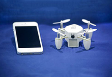 CES2015 ：在你手掌上起飞的自拍机ZANO