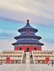 C罗真嗨了！霸气模仿回击西蒙尼：尤文也有种|gif