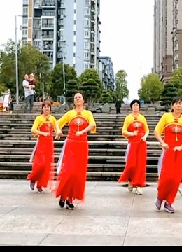 团队广场舞《东北女人》 舞蹈好看柔情