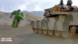 绿巨人浩克：绿巨人大战坦克，在绝对力量面前，坦克都是战五渣