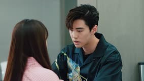 Watch the latest EP 1 Fenfen Does CPR to Save Ming Chen online with English subtitle for free English Subtitle