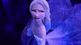 冰雪奇缘2：艾莎女王中了陷阱，想逃却来不及，被冻成了冰雕！