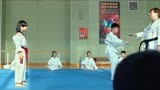 《龙拳小子》：林秋楠一脚踢飞马老师，可把校花惊呆了！