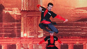 線上看 蛇年2013春晚之土耳其風情舞蹈《火》 (2013) 帶字幕 中文配音，國語版
