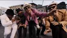 Watch the latest 火星哥助陣Mark Ronson《Uptown Funk》MV首播 (2014) online with English subtitle for free English Subtitle