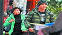 [图]周渝民妻子近照曝光，丑成农村大婶，网友：做影帝老婆她不配