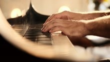 Tim Bendzko - Sternenstaub (Acoustic Video mit Klavier)
