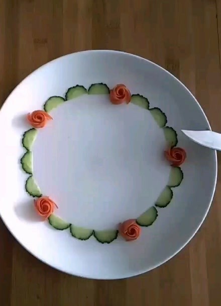 简单的花盘,胡萝卜与黄瓜