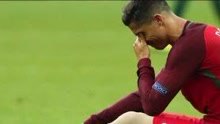欧洲杯决赛受伤下场成遗憾，回顾C罗那些眼含热泪的经典瞬间