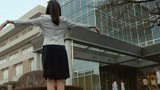 世界奇妙物语：爸爸去世后，女孩以这种姿态站在医院门口！