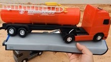 儿童汽车玩具 工程车卡车油罐车模拟工作 亲子益智205