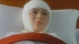 冒险王，关之琳住院醒来，得知是李连杰送她到医院，她很开心