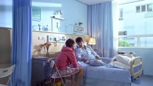 晨曦受伤住院，怕奶奶担心要出院