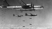 1945年，美国334架轰炸机起飞，2000多吨燃烧弹扔向日本东京