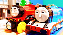 托马斯玩具火车过山洞