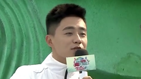 全国赛经验选手轻松登顶 小黄人姐妹团组队挑战