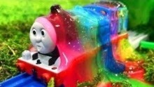 托马斯小火车怎么被史莱姆包围了？怎么破解魔法？益智玩具车游戏