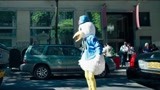 唐人街探案2：唐仁假扮唐老鸭,和对方互飚英语,中式英语太搞笑