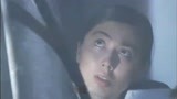 小孩被困废墟中 求救声令人心碎