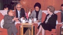 1982年，撒切尔夫人访华，与邓小平会面