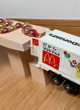 麦当劳2022年玩具车图片